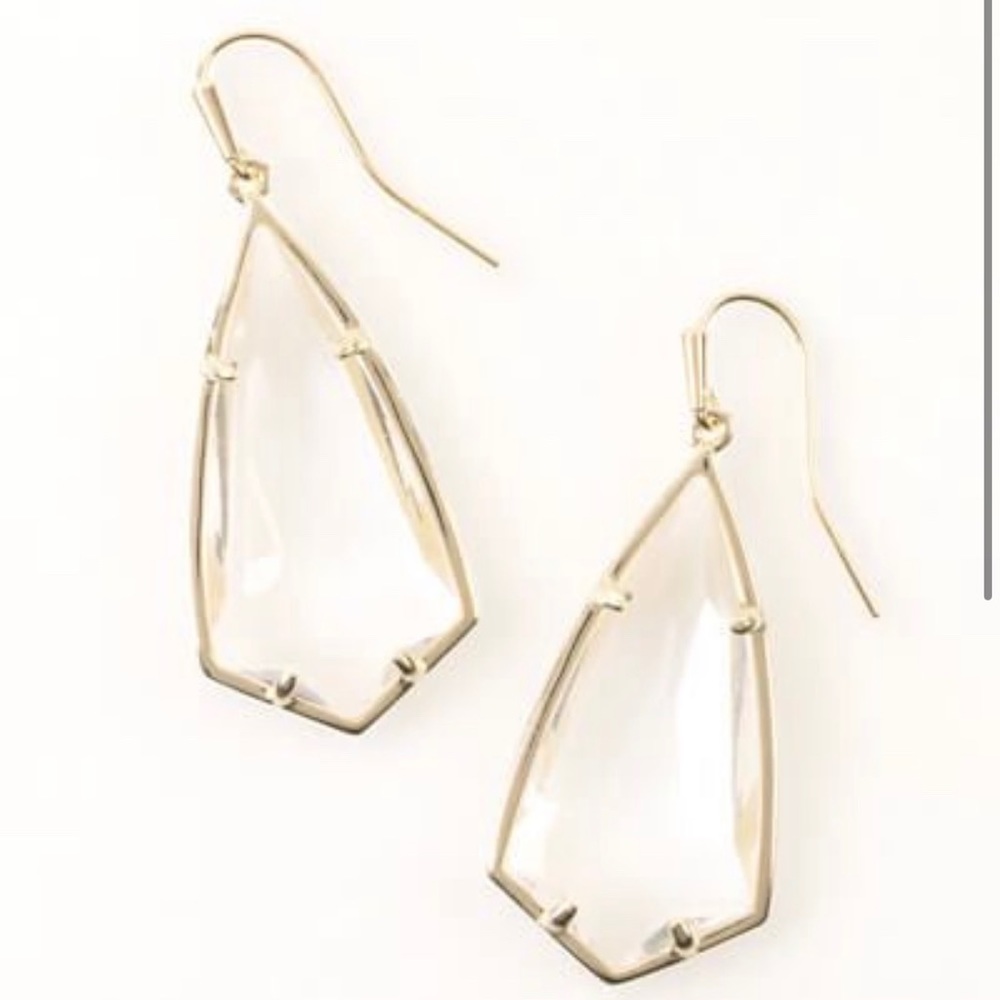 KENDRA SCOTT Carla Drop Earrings in Gold